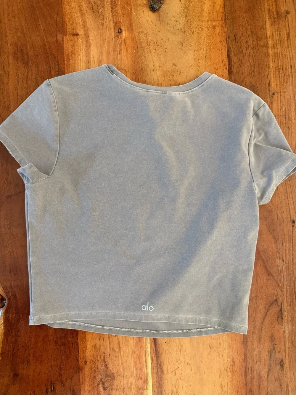 ALO Yoga Short Sleeve Crop Tee - Light Gray
